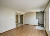 Thumbnail 25 of 26 - Living room