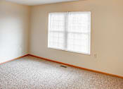 Thumbnail 10 of 28 - Bedroom