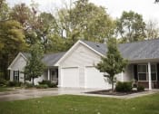 Thumbnail 8 of 9 - Hampton Pointe Unit Exterior