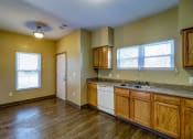 Thumbnail 14 of 26 - Kitchen