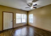 Thumbnail 16 of 26 - Living room
