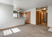 Thumbnail 17 of 27 - Living room