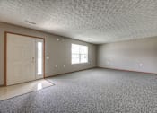 Thumbnail 19 of 29 - Living room