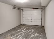 Thumbnail 20 of 23 - Garage