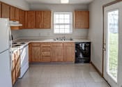 Thumbnail 14 of 23 - Kitchen