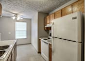 Thumbnail 15 of 23 - Kitchen