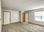 Thumbnail 17 of 23 - Living room