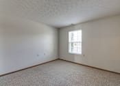 Thumbnail 14 of 27 - Bedroom