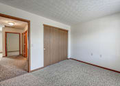 Thumbnail 13 of 27 - Bedroom