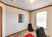 Thumbnail 10 of 22 - Monarch bedroom
