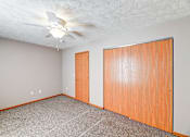 Thumbnail 15 of 27 - Bedroom