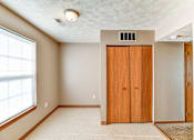 Thumbnail 19 of 27 - Kitchen