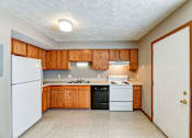 Thumbnail 18 of 27 - Kitchen