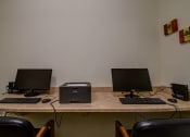 Thumbnail 4 of 11 - Business center