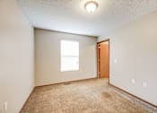 Thumbnail 15 of 27 - Bedroom