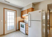 Thumbnail 19 of 27 - Kitchen