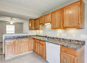 Thumbnail 18 of 27 - Kitchen