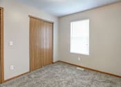 Thumbnail 11 of 28 - Bedroom