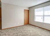 Thumbnail 15 of 28 - Bedroom