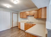 Thumbnail 18 of 28 - Kitchen