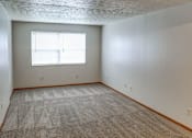 Thumbnail 20 of 26 - Living room