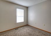 Thumbnail 10 of 34 - Bedroom