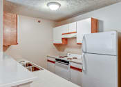 Thumbnail 15 of 26 - Kitchen