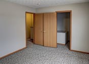 Thumbnail 15 of 31 - Bedroom