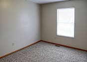 Thumbnail 16 of 31 - Bedroom