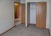 Thumbnail 17 of 31 - Bedroom