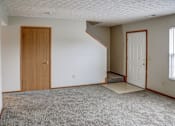 Thumbnail 23 of 31 - Living room