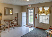 Thumbnail 11 of 64 - Community room