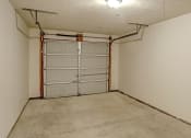 Thumbnail 23 of 27 - Garage