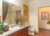 Thumbnail 31 of 49 - a bathroom
