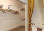 Thumbnail 35 of 49 - a bathroom