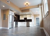 Thumbnail 8 of 17 - Onota Suite 304 - Kitchen