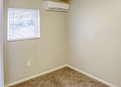 Thumbnail 14 of 25 - Bedroom