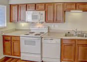 Thumbnail 16 of 25 - Kitchen