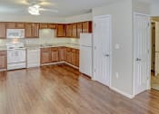 Thumbnail 18 of 25 - Kitchen