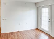 Thumbnail 18 of 25 - Living room