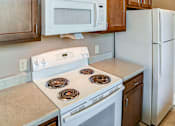 Thumbnail 13 of 28 - Kitchen
