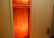 Thumbnail 5 of 17