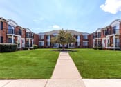 Thumbnail 14 of 37 - Beautifully Landscaped Grounds  at French Quarter - Southfield, MI, Southfield, 48034