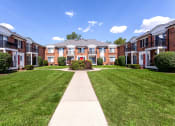 Thumbnail 16 of 37 - Landscape Path at French Quarter - Southfield, MI, Southfield, Michigan