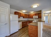 Thumbnail 18 of 28 - Kitchen
