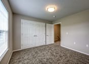 Thumbnail 16 of 28 - Bedroom