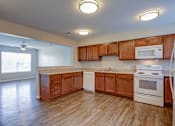Thumbnail 18 of 28 - Kitchen