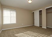 Thumbnail 22 of 31 - bedroom at Commons at Hawthorn Village Apartments, Oregon, 97124
