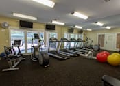 Thumbnail 7 of 30 - Gym area at Commons at Creekside Apartments, Oregon, 97123