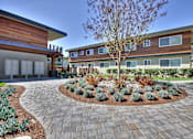 Thumbnail 5 of 14 - Sunnyvale Apartment Green Space